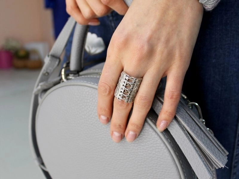 Серебряное кольцо Silver Wag