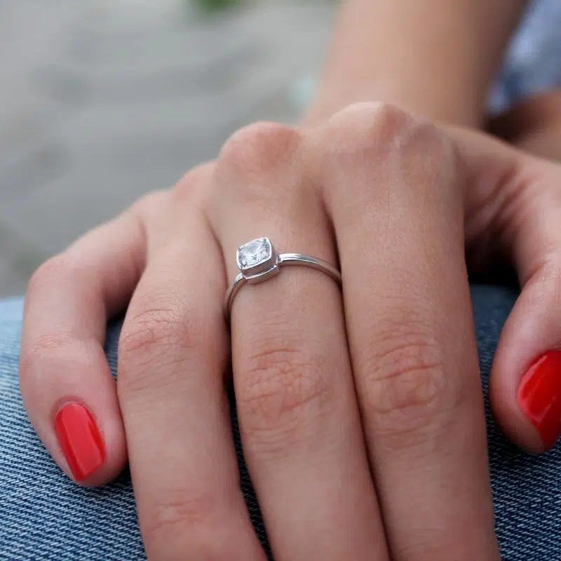 Срібний перстень 925 проби Срібний перстень 925 проби фото